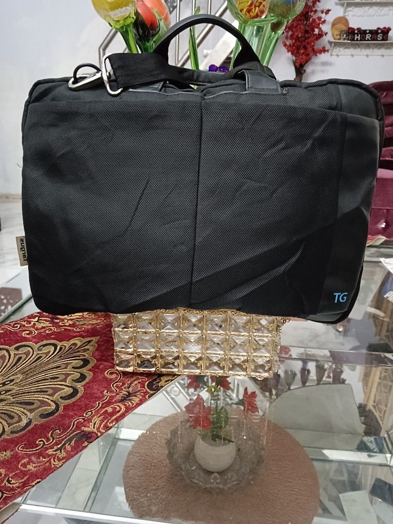 TARGUS Tas Sling /Kerja/Kantoran/Travelling sangat keren nan menawan
