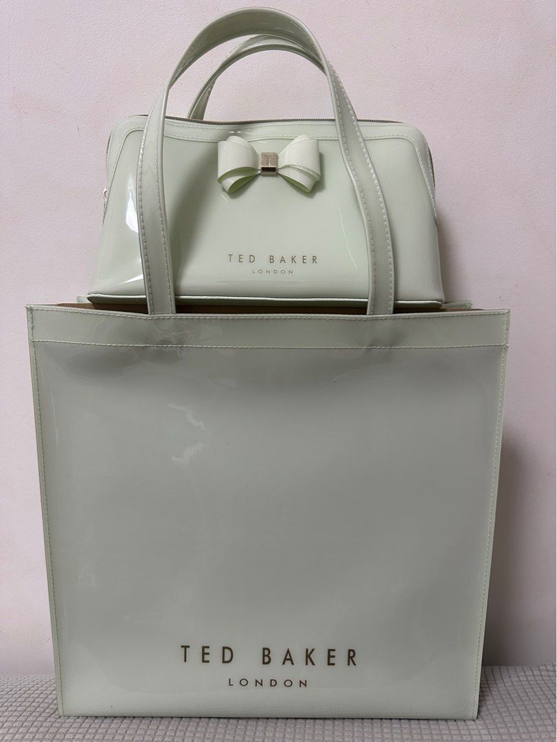 ted baker cosmetic bag 3 piece gift set