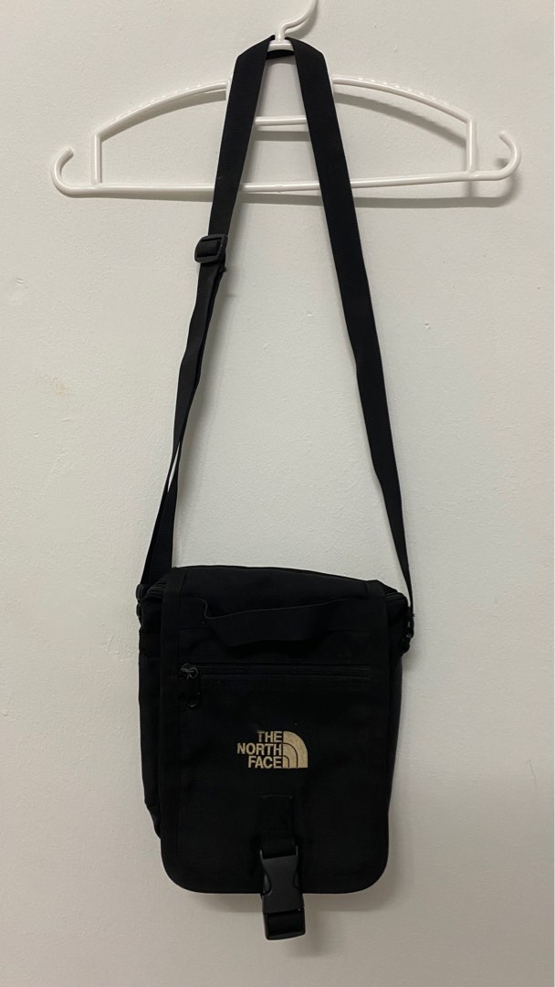 The North Face Sling Bag, Men's Fashion, Bags, Sling Bags on Carousell