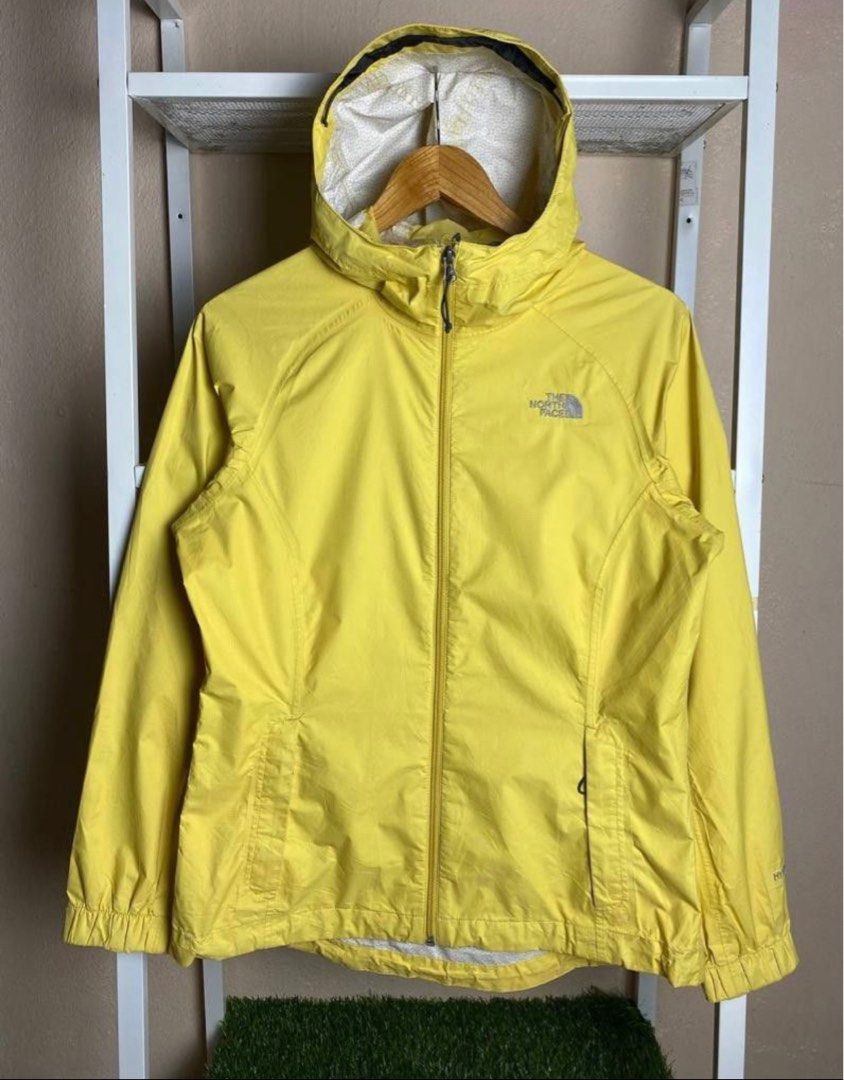 The north cheap face windbreaker yellow