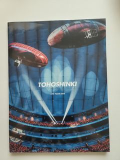 東方神起Tohoshinki Live Tour 2018 Tomorrow  Concert Photobook