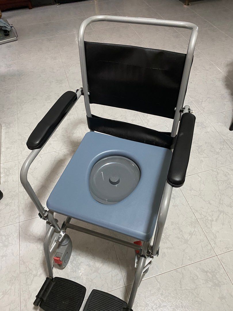 Toilet wheelchair, Health & Nutrition, Assistive & Rehabilatory Aids