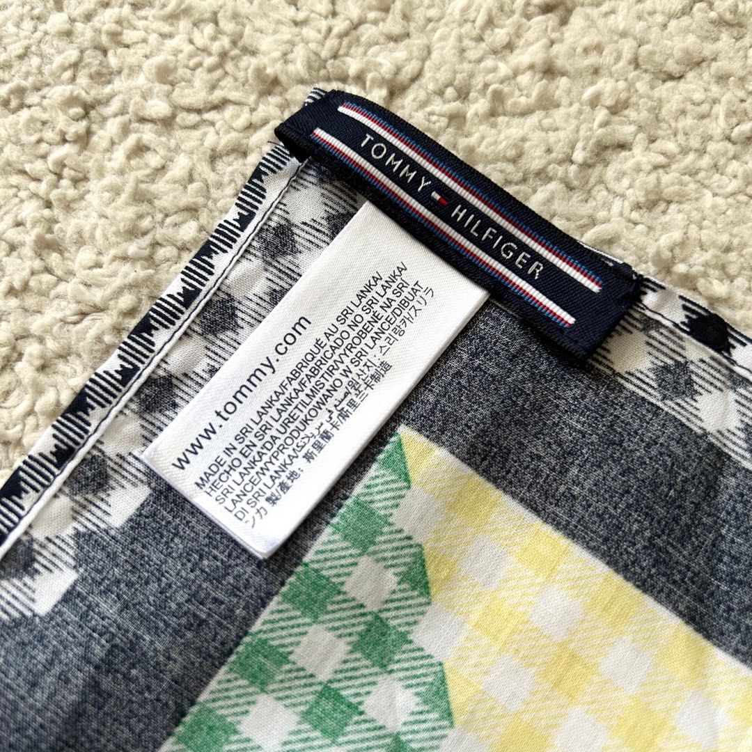 Tommy hilfiger store handkerchief