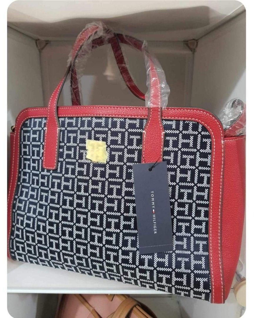 Tommy hilfiger hotsell bags under 1000
