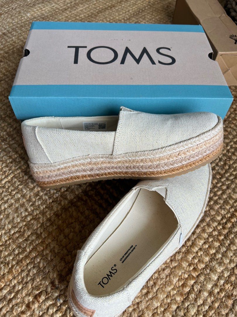 Toms Platfrom in Nude Valencia Size 7.5