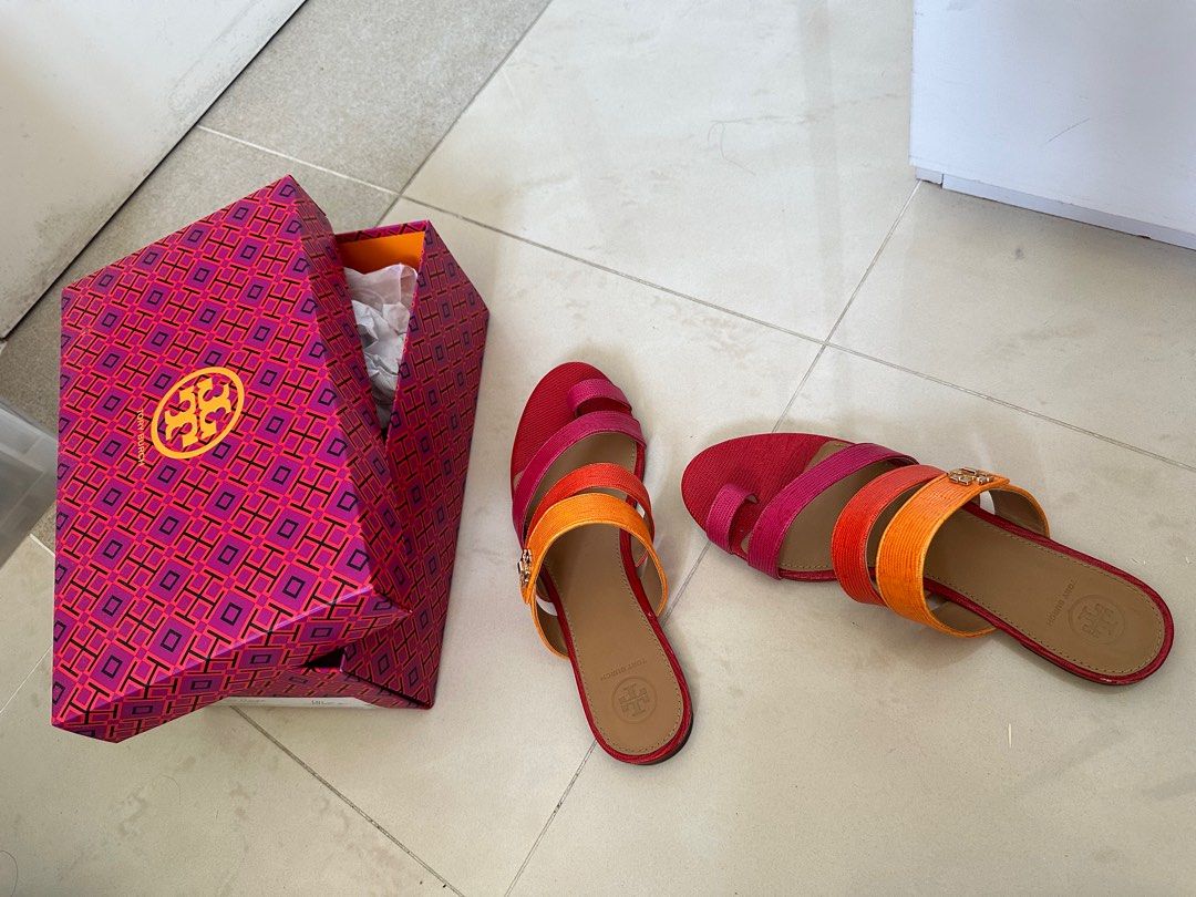 Kira toe top ring sandal