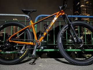 Vtt trek roscoe 7 discount 2019