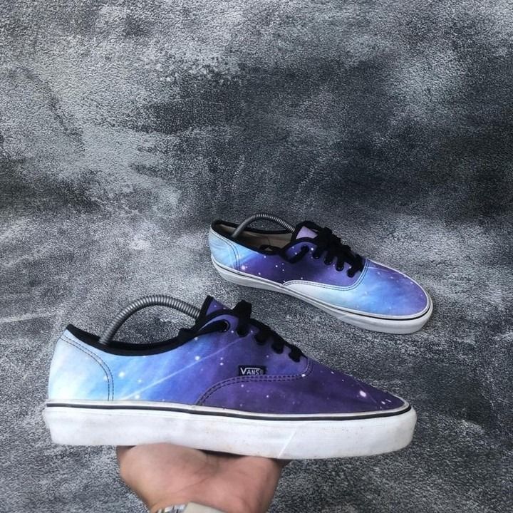 Vans galaxy ori store