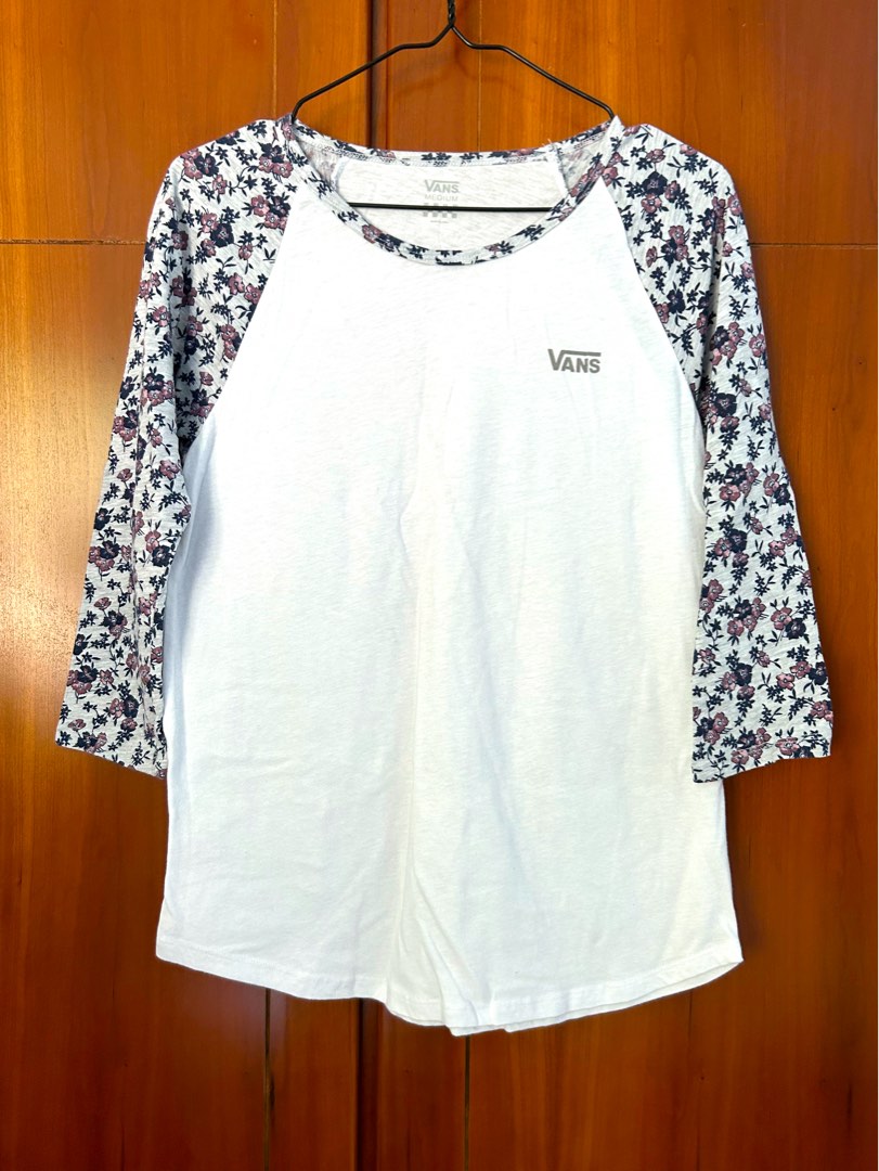 Vans baseball deals tee womens