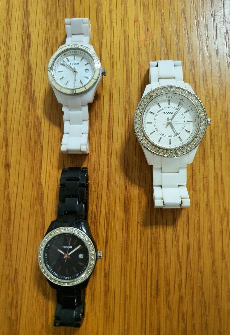 White fossil outlet watch ladies