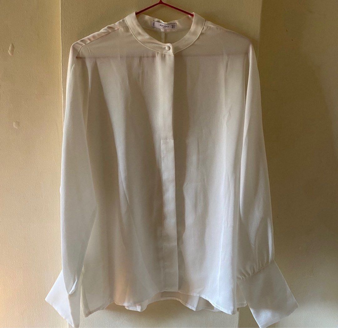 Mango White Longsleeves (Category: Longsleeves) located in Quezon City. Submitted by psycheoldnewstuff (Listing ID 1252775789, Image 1). Description: Medium but can fit Large..
