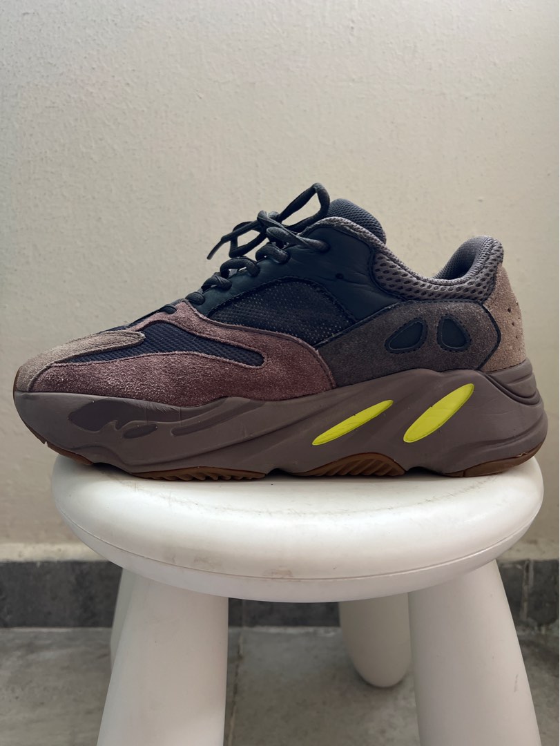 Adidas us sale yeezy 700 original
