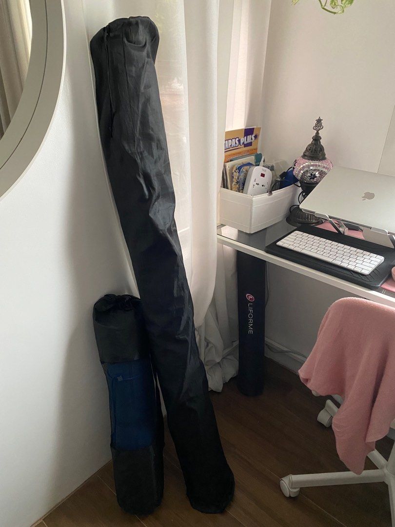 Yoga mat with alignment guide - blue TPE (Category: Exercise Mats) located in Bulacan. Submitted by MrsSmee (Listing ID 1252587725, Image 3). Description: Thickness 6mm Complete with bag and strap Anti-slip with guide.