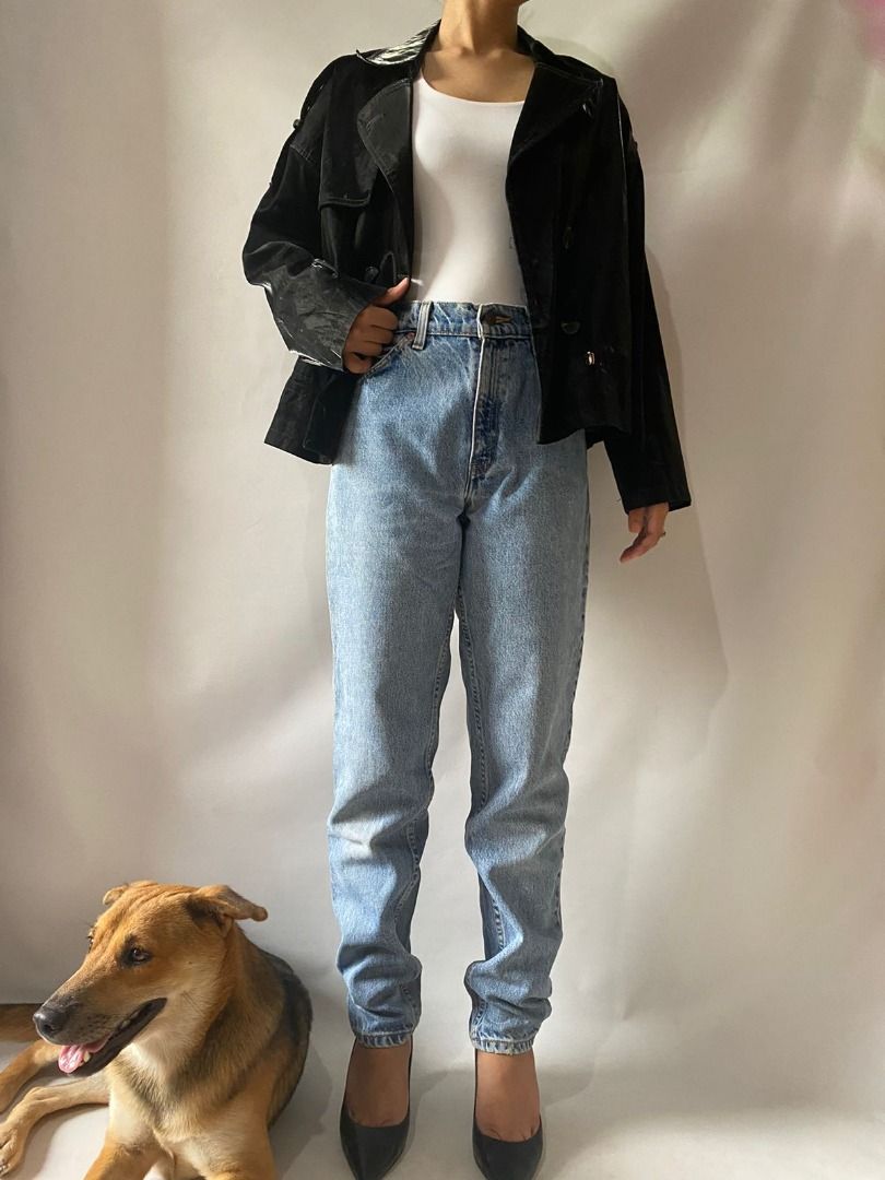 90s Vintage Levis highwaisted light washed mom jeans, Women's Fashion,  Bottoms, Jeans on Carousell