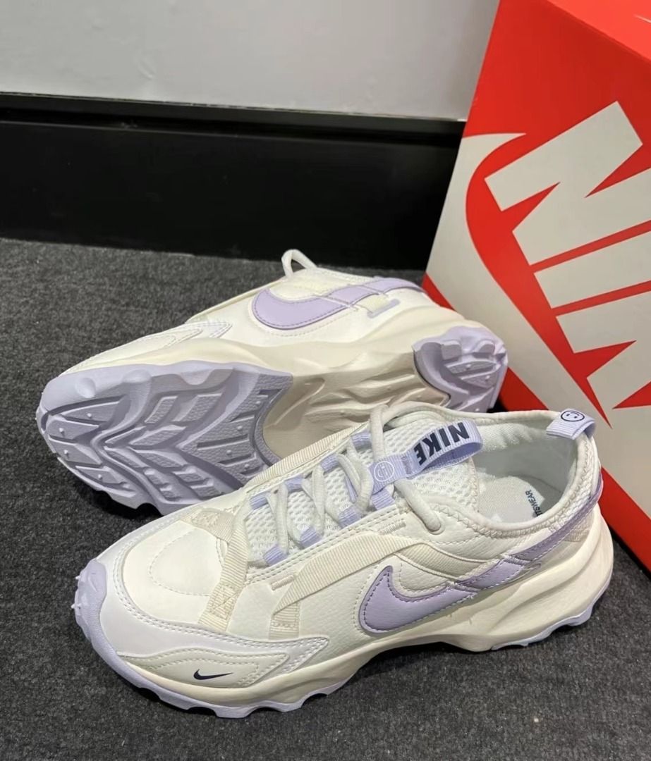 🍈 全新Nike TC 7900 PRM 低幫跑步鞋紫白色, 男裝, 鞋, 波鞋- Carousell