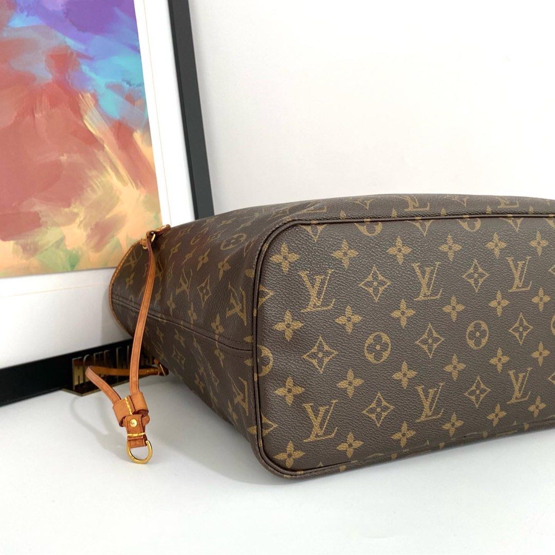 Neverfull pouch 2025 size
