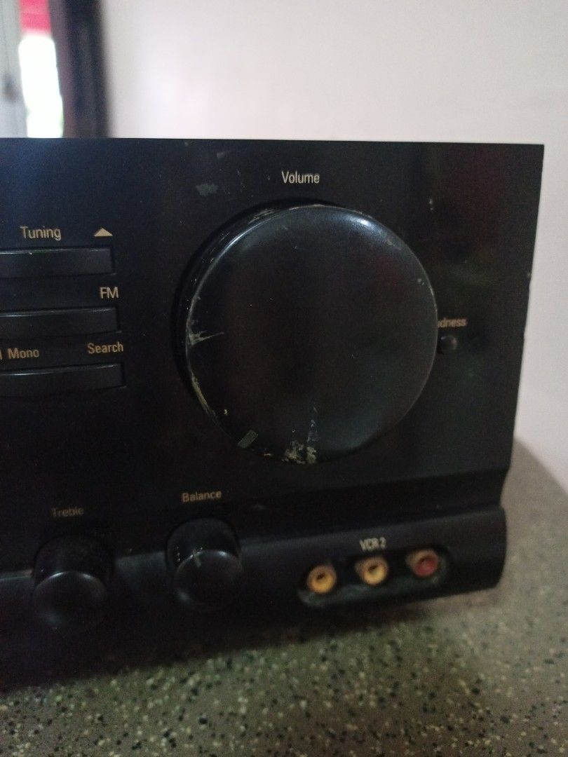 Amplifier (Category: Soundbars, Speakers & Amplifiers) located in Singapore. Submitted by barrrney (Listing ID 1257592439, Image 4). Description: 20 years old.