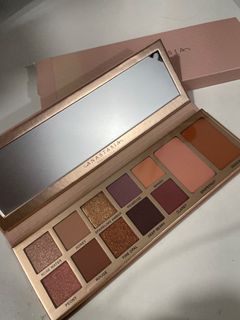 (Category: ) located in . Submitted by makeupxaddict (Listing ID 1257648191, Image 1). Description: .