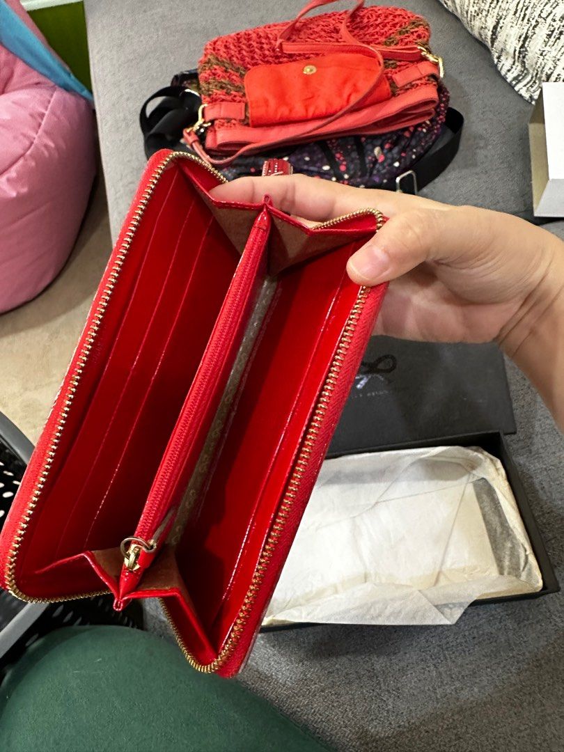 Anya hindmarch new arrivals purse sale