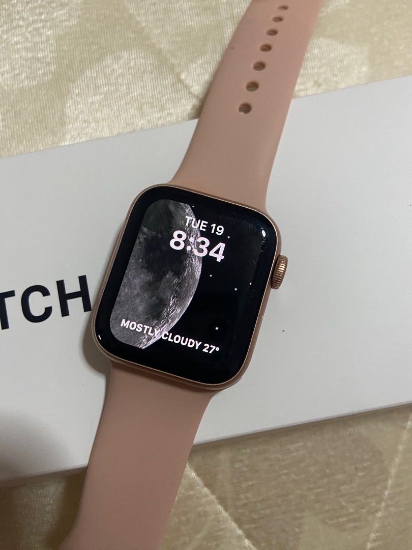 Apple Watch SE Mobile Phones Gadgets Wearables Smart Watches