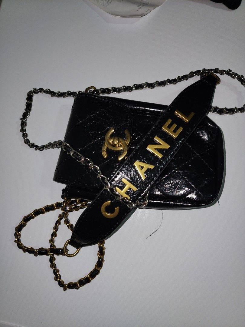 Chanel crossbody bag cosmetic gift shop