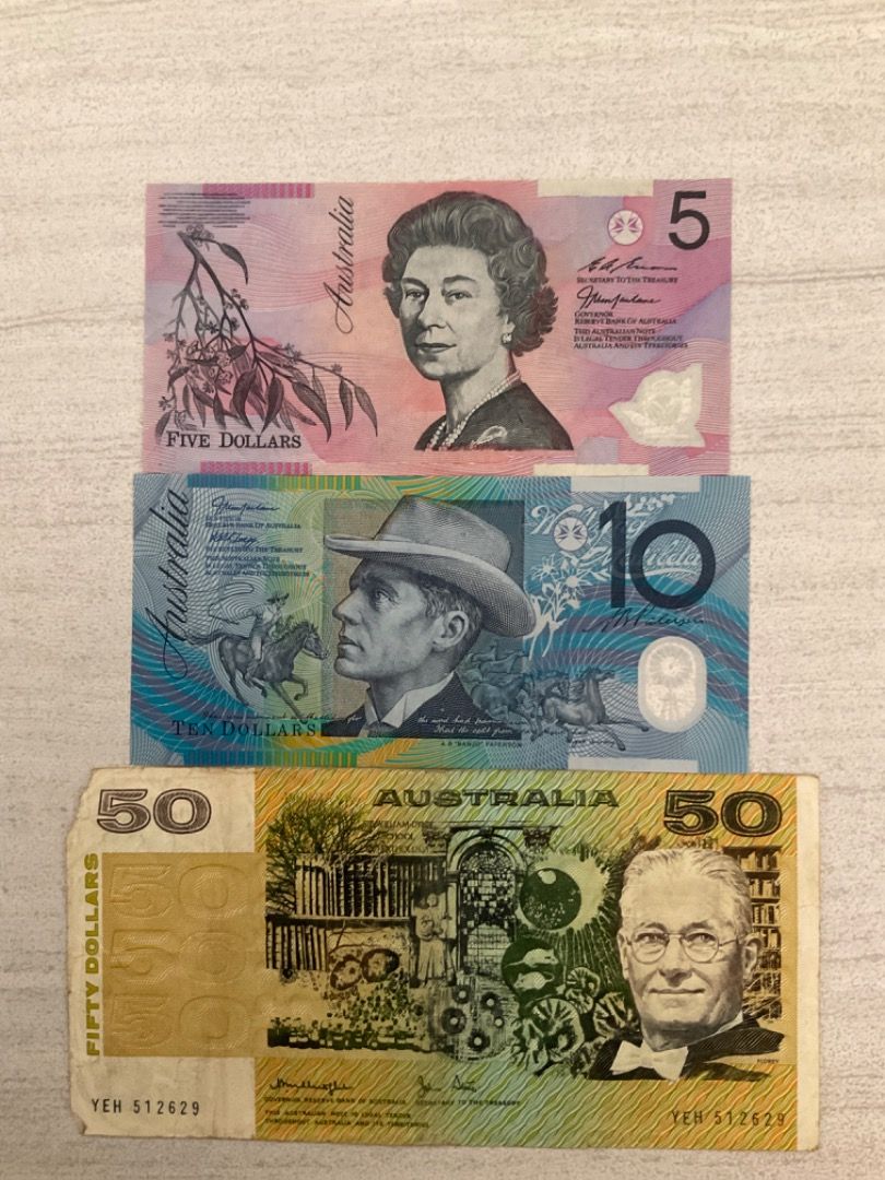 Australian old currency notes, Hobbies & Toys, Memorabilia