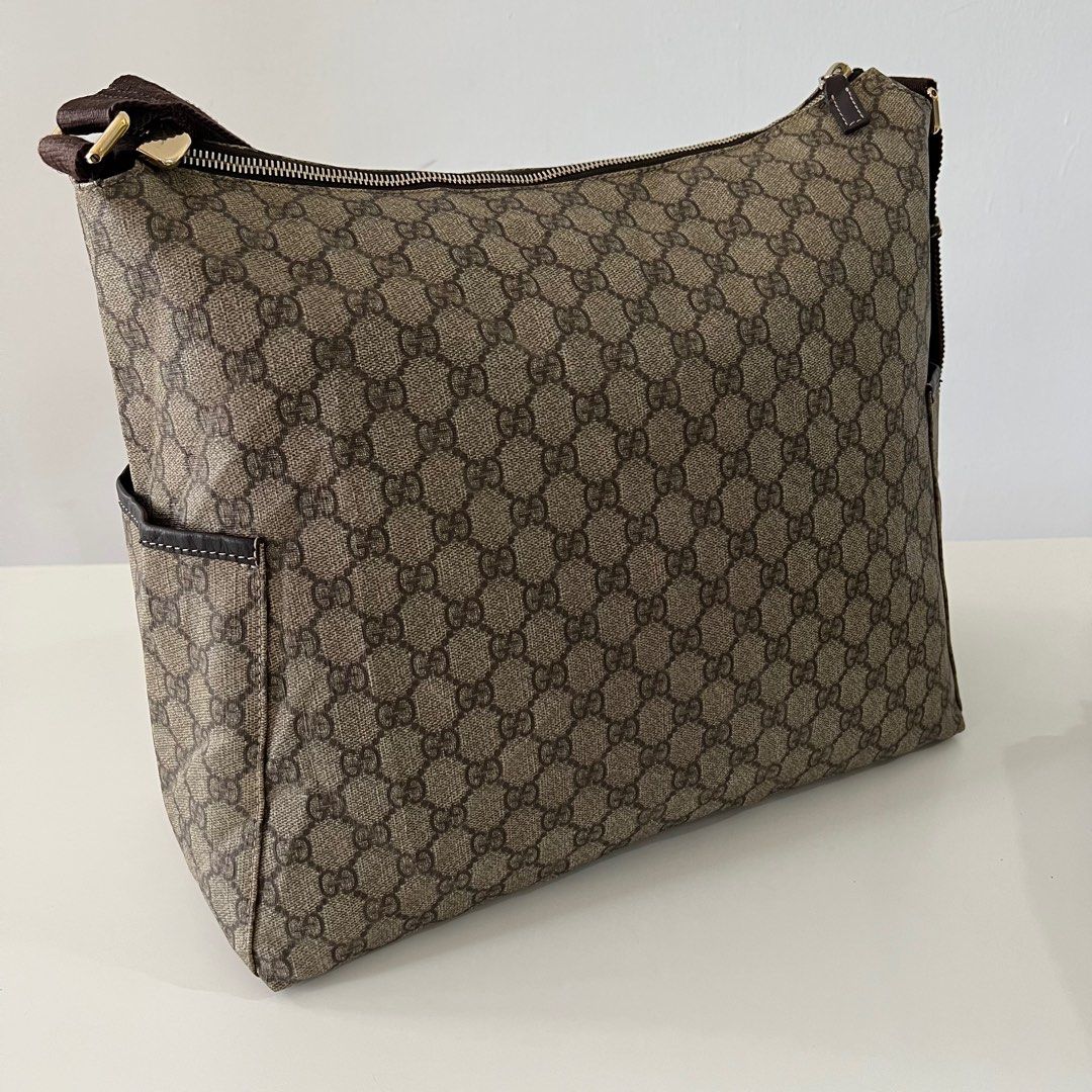 Authentic gucci diapers messenger bag with bottle holder, Women's