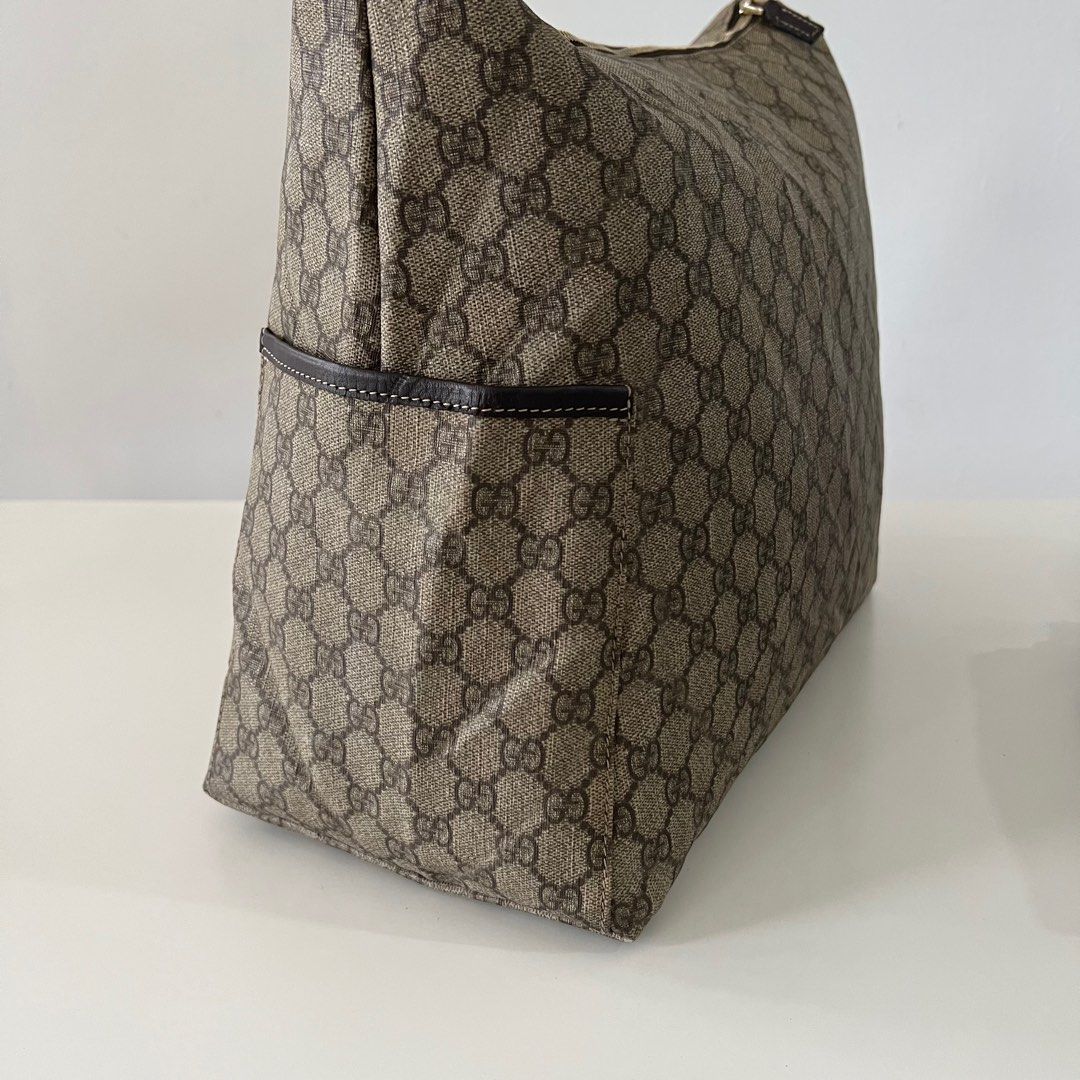 Authentic gucci diapers messenger bag with bottle holder, Women's