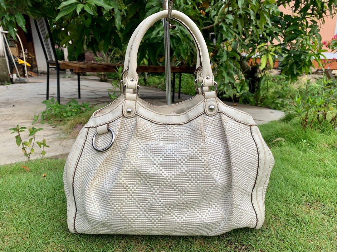 Woven outlet gucci bag