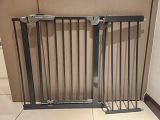 Baby gate
