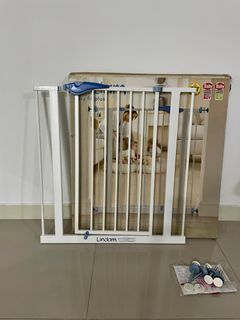Baby Safety Gate (Lindam)