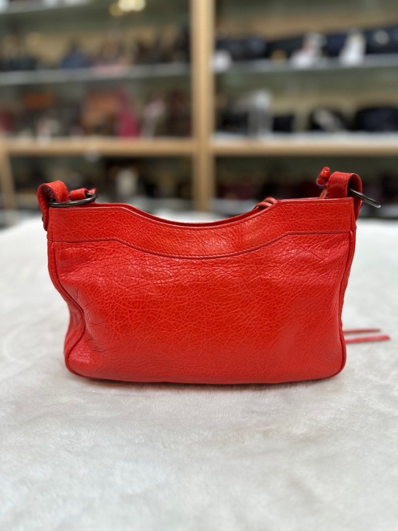 Balenciaga classic hip shoulder bag store