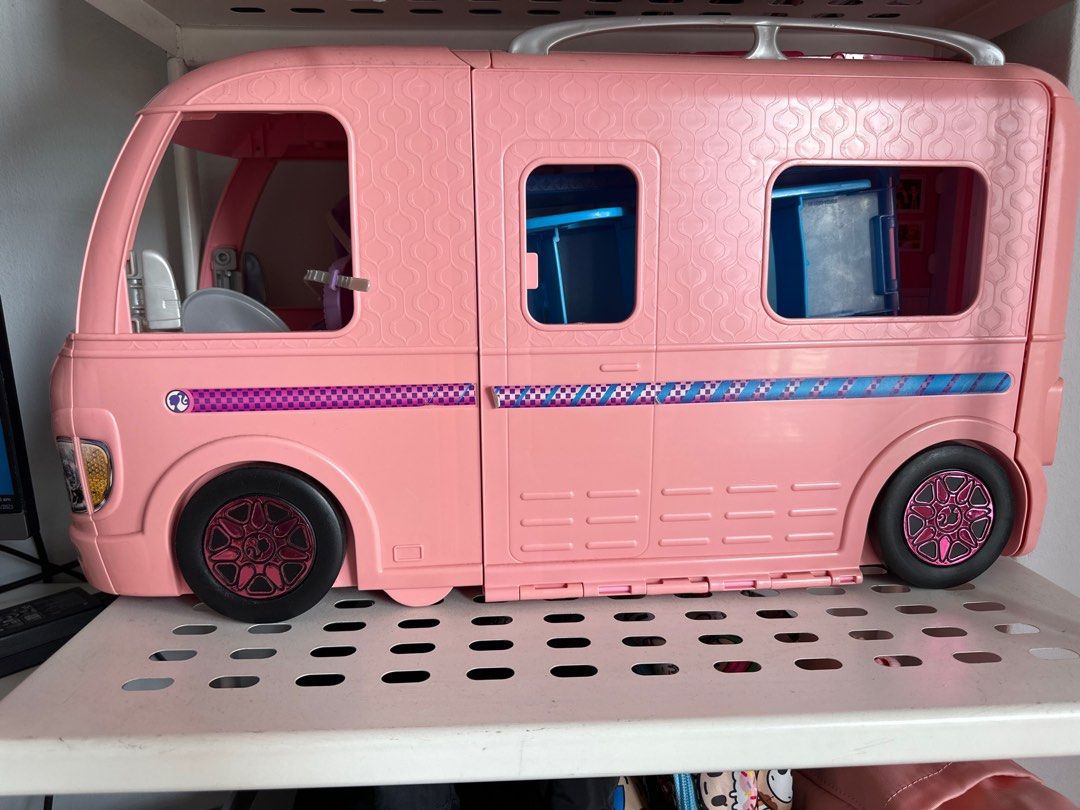 Barbie pop up camper van top