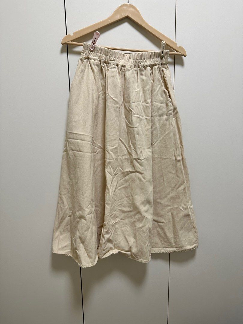 Beige Skirt (Category: Skirts) located in Pasig City. Submitted by DeclutterMommaKim (Listing ID 1257507696, Image 1). Description: Once used.