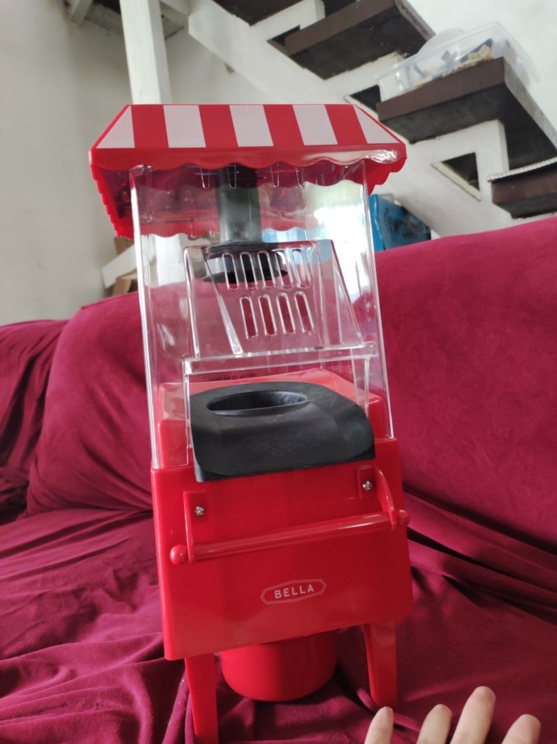 Bella popcorn maker (Category: Other Kitchen Appliances) located in Rizal. Submitted by lexycolour (Listing ID 1257567373, Image 3). Description: nakatambak lang. never been used may box pa po. 120 V mgs me for videos Montalban area.