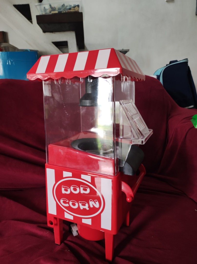 Bella popcorn maker (Category: Other Kitchen Appliances) located in Rizal. Submitted by lexycolour (Listing ID 1257567373, Image 1). Description: nakatambak lang. never been used may box pa po. 120 V mgs me for videos Montalban area.