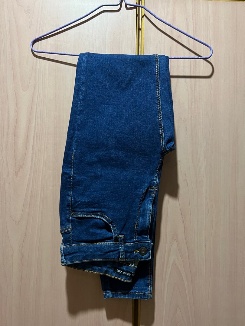 Bershka Denim Jeans, Women's Fashion, Bottoms, Jeans & Leggings on Carousell