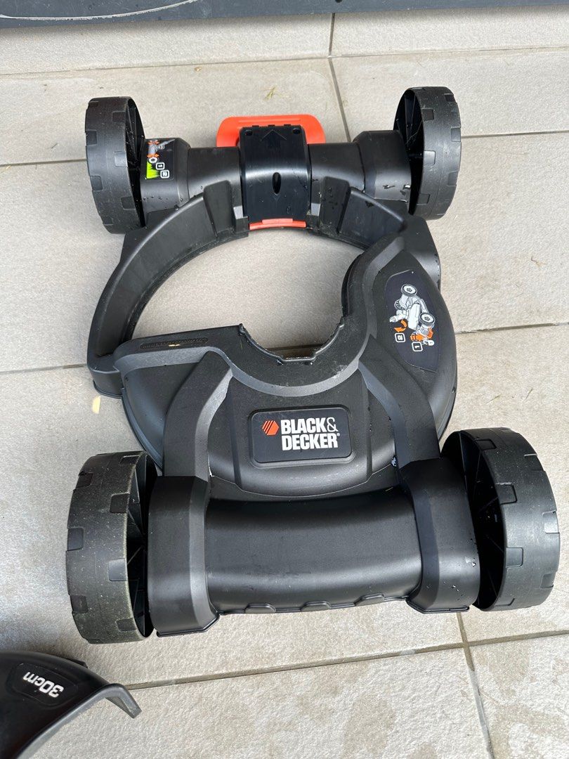 BLACK DECKER GL5530 CM100 B1 530W String Grass Strimmer 30CM GL5530 GL5530 B1