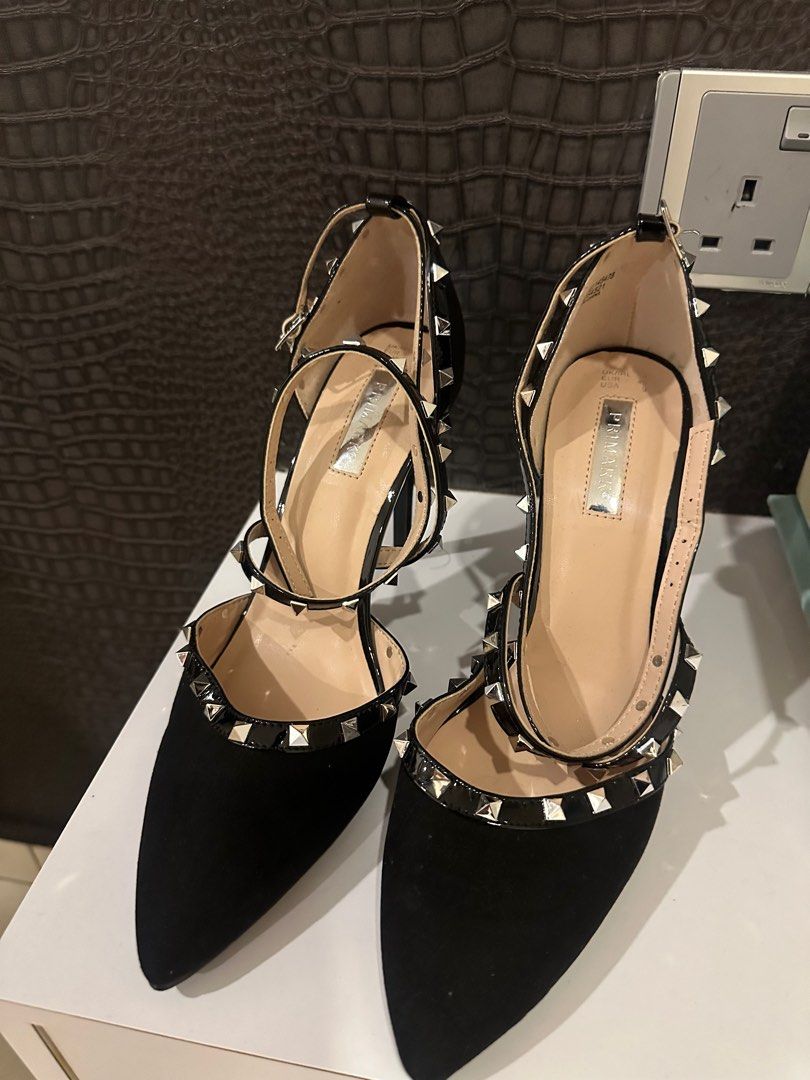Black heels with silver studs hot sale