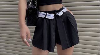 Black Skort