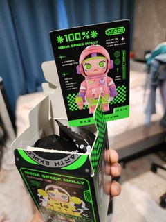 (Category: ) located in . Submitted by microgadgets (Listing ID 1257546105, Image 1). Description: .