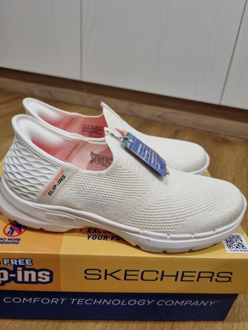 Brand new Skechers Slip ins sneakers for women