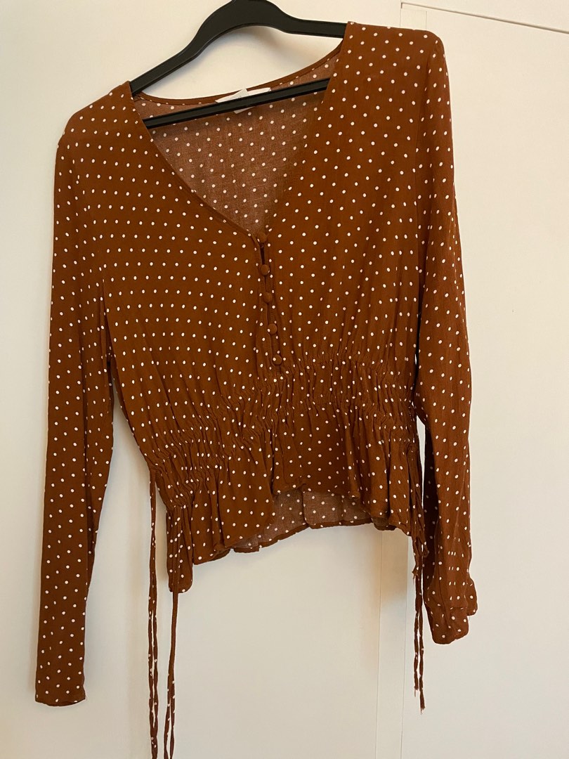 Brown Polka Dot Top, Women's Fashion, Tops, Blouses on Carousell