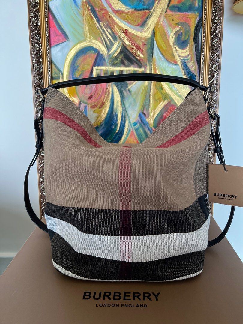 Burberry the ashby canyas clearance