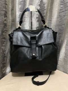 (Category: ) located in . Submitted by style_bundle (Listing ID 1257621580, Image 1). Description: .
