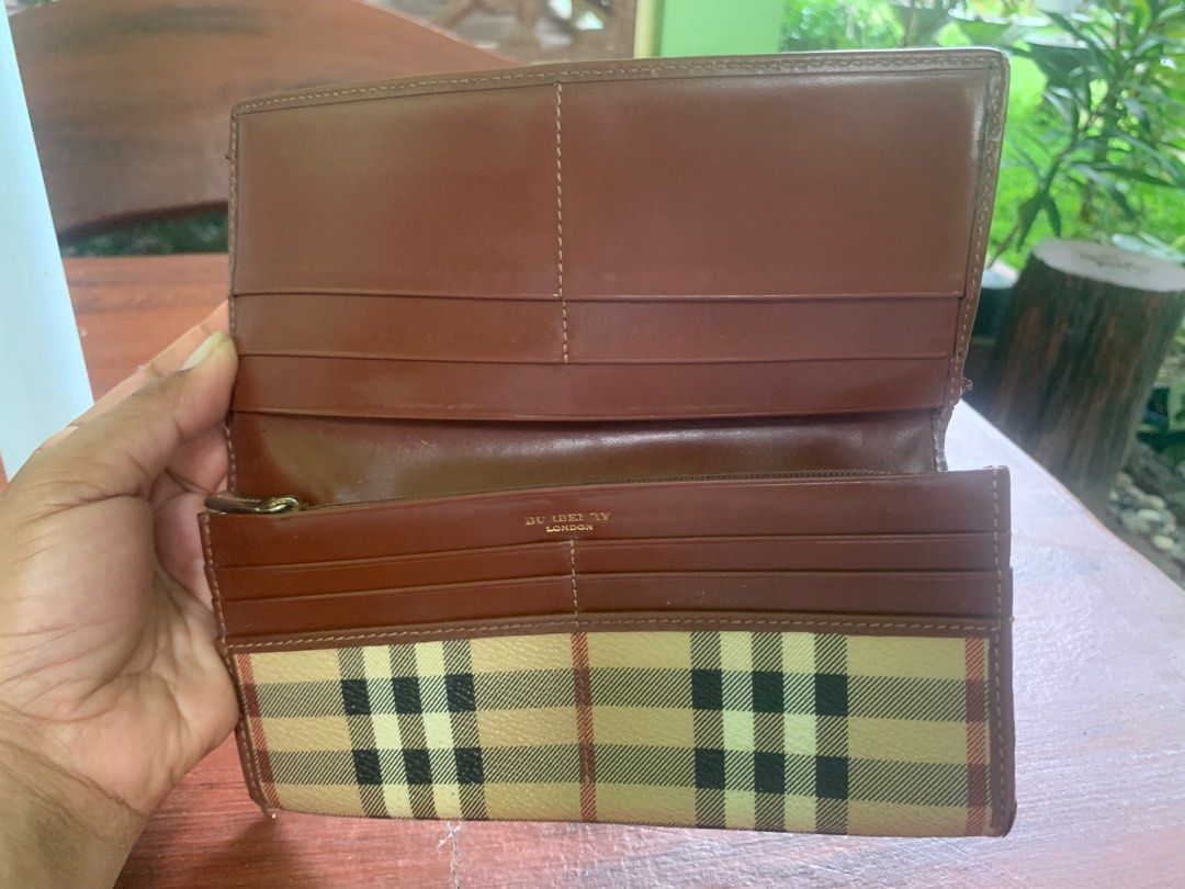 Authentic Burberry Wallet  Burberry wallet, Leather checkbook wallet,  Wallet