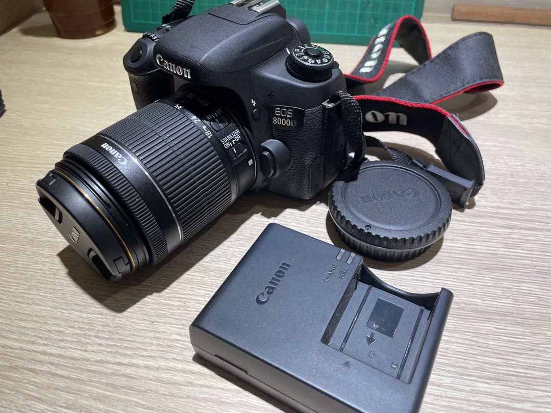 Canon EOS 8000D, 相機攝影, 相機在旋轉拍賣