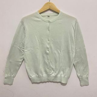Cardigan Uniqlo Sage green pastel mint size L kerah O bahan cotton adem no bulu bulu o neck oversize