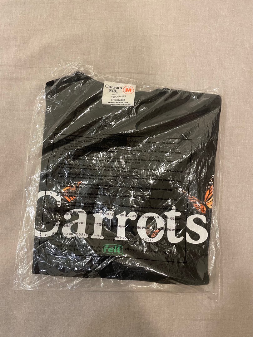 Carrots x felt 聯名上衣, 他的時尚, 上身及套裝, T恤和Polo衫在旋轉拍賣