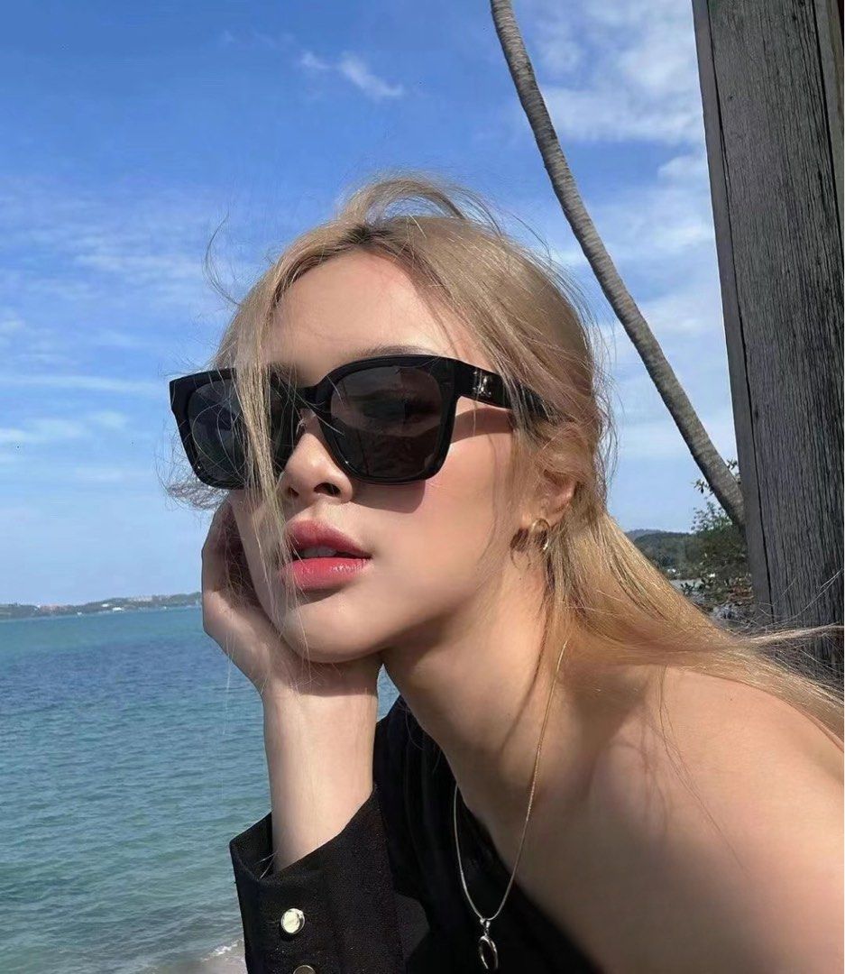 (Ready Stock)Celine TRIOMPHE 05 ( CL40222F ) in Black 5521145